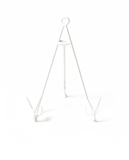 Med Swirl Plate Stand White