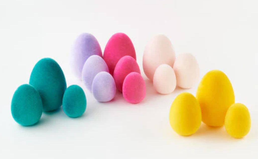 Flocked Egg Med